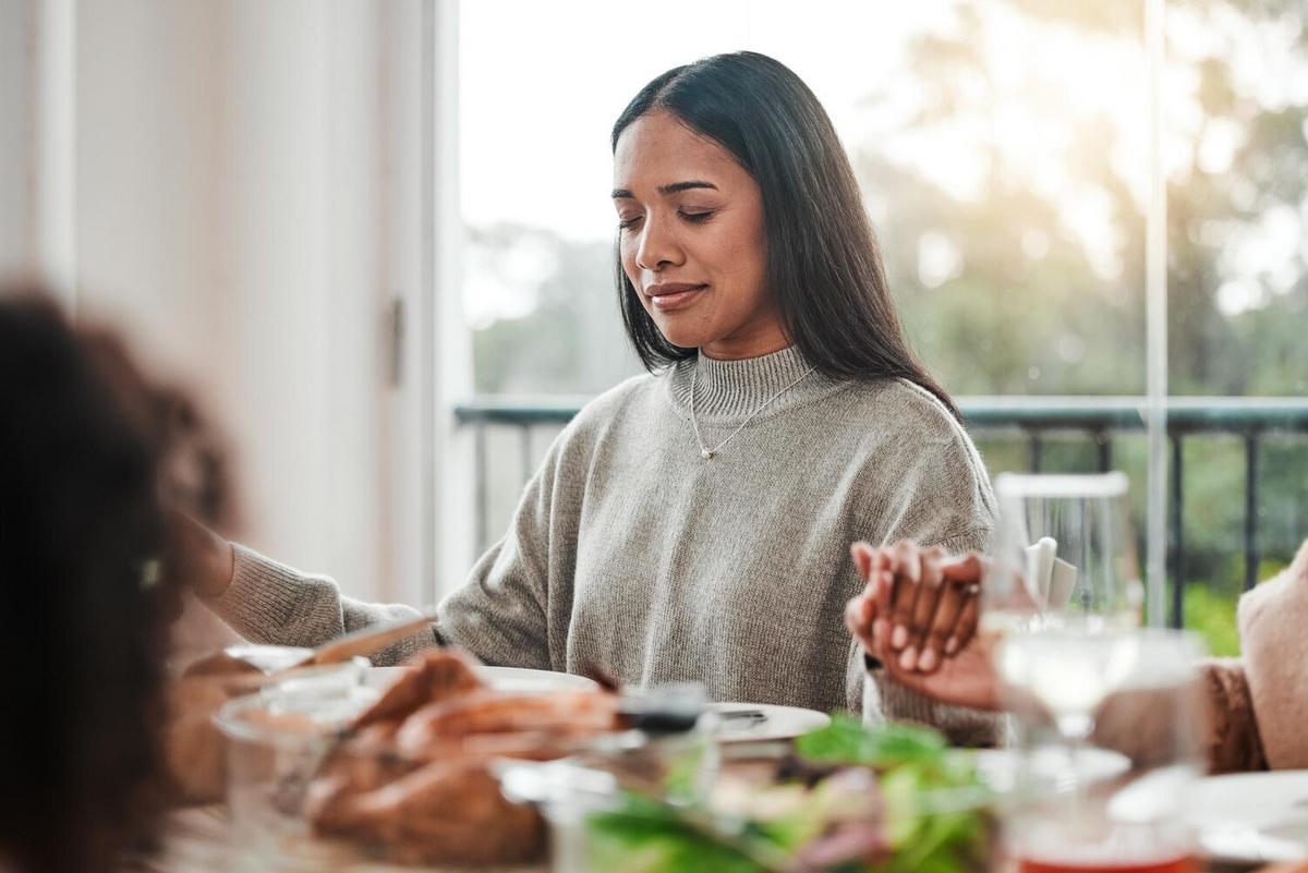 How to Break Free from Emotional Eating with Mindfulness